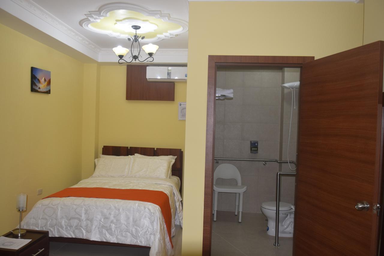 Olan'S Hotel Group Esmeraldas Extérieur photo
